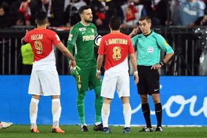 רדאמל פלקאו מתלונן על השיפוט