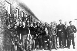 אסירים יהודים בגטו ורשה