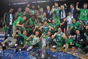 דרושפאקה עם הגביע