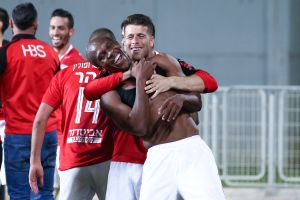 טוני וואקמה