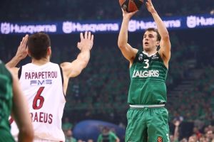 קווין פנגוס