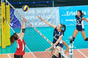 נבחרת הנשים בכדורעף