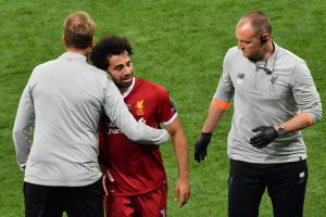 מוחמד סלאח בוכה