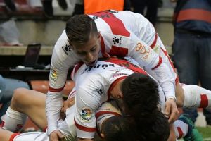 ראיו וייקאנו