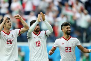 שחקני איראן חוגגים