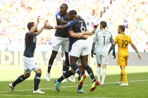 שחקני נבחרת צרפת חוגגים