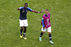 פול פוגבה עם אנטואן גריזמן