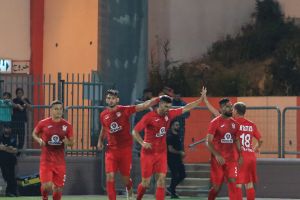 שחקני בני סכנין חוגגים