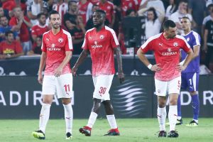 ג'ון אוגו, דן איינבינדר, שיר צדק