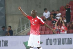 טוני וואקמה