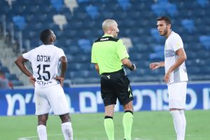 ניקו אולסק, אביב אברהם