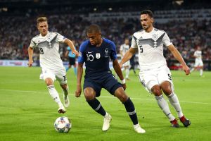 קיליאן אמבפה, עם מאטס הומלס