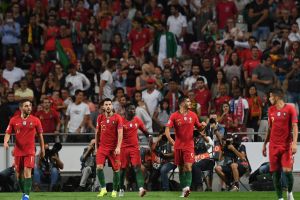 שחקני נבחרת פורטוגל חוגגים