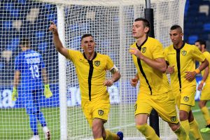 עידן ורד, מיקי סירושטיין