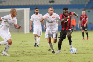 וויליאם אגאדה, ערן רוזנבאום