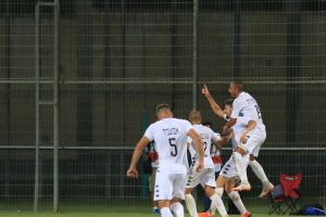 שחקני קריית שמונה חוגגים