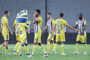 שחקני מכבי תל אביב מאוכזבים בסיום