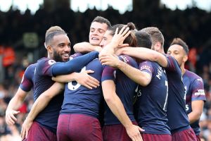 שחקני ארסנל חוגגים