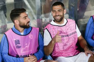 אלירן עטר, איתי שכטר