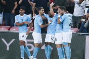 מואנס דאבור חוגג עם תומר חמד