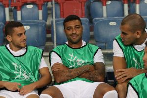 קאיו, פייסל מוליץ', אמיר עגייב