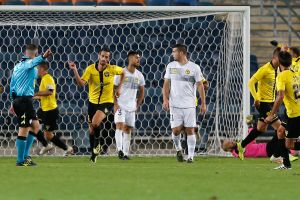 דן איינבינדר