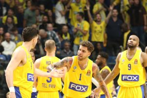 שחקני מכבי תל אביב