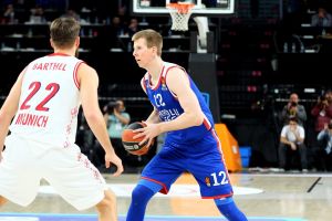 מוטום מול בארטל