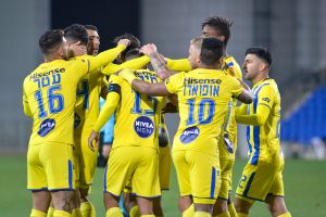 חגיגת הצהובים בנתניה