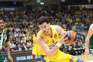 אנג'לו קלויארו