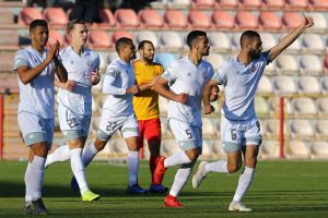 שחקני הפועל חדרה חוגגים