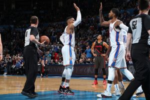 ראסל ווסטברוק עם פול ג'ורג'