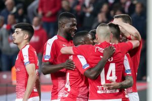 שחקני הפועל באר שבע חוגגים