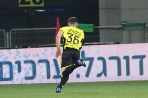 קניקובסקי חוגג