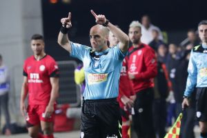 גל לייבוביץ' מחליט על ה-VAR