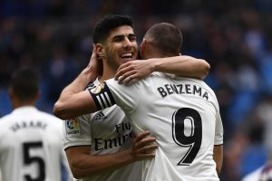 בנזמה חוגג עם אסנסיו