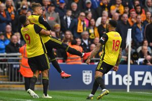 דאולופאו חוגג עם שחקני ווטפורד