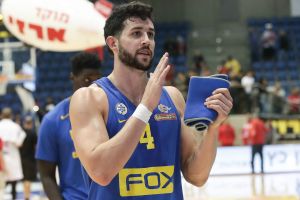 אנג'לו קלויארו