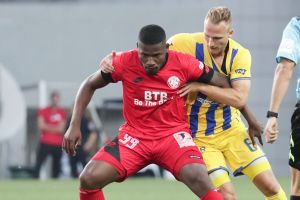 לוסיו, דן גלזר