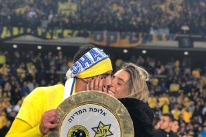 רוני אדרי ויונתן כהן חוגגים אליפות