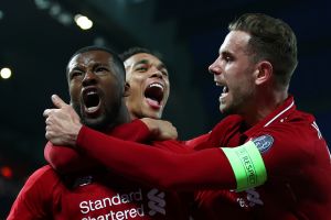 שחקני ליברפול חוגגים