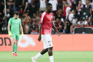 ג'ון אוגו, אריאל הרוש