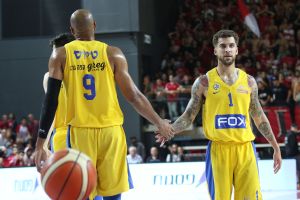 סקוטי ווילבקין עם אלכס טיוס