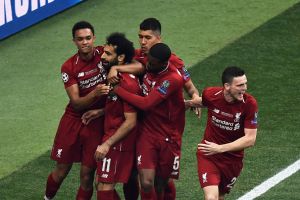 שחקני ליברפול חוגגים