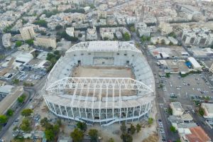 אצטדיון בלומפילד