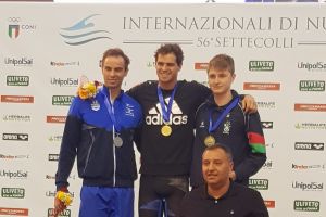 טומרקין על הפודיום