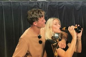 ארון שוינפלד, אביגיל דלקמפר