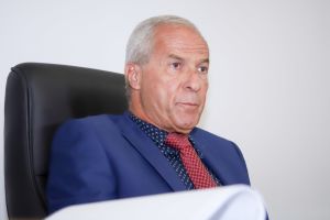 אמנון סטרשנוב