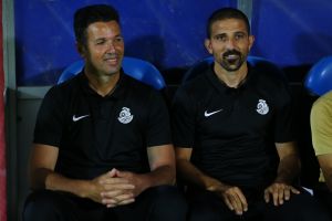 משה אוחיון, רוני אוואט