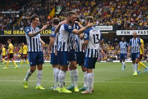 שחקני ברייטון חוגגים